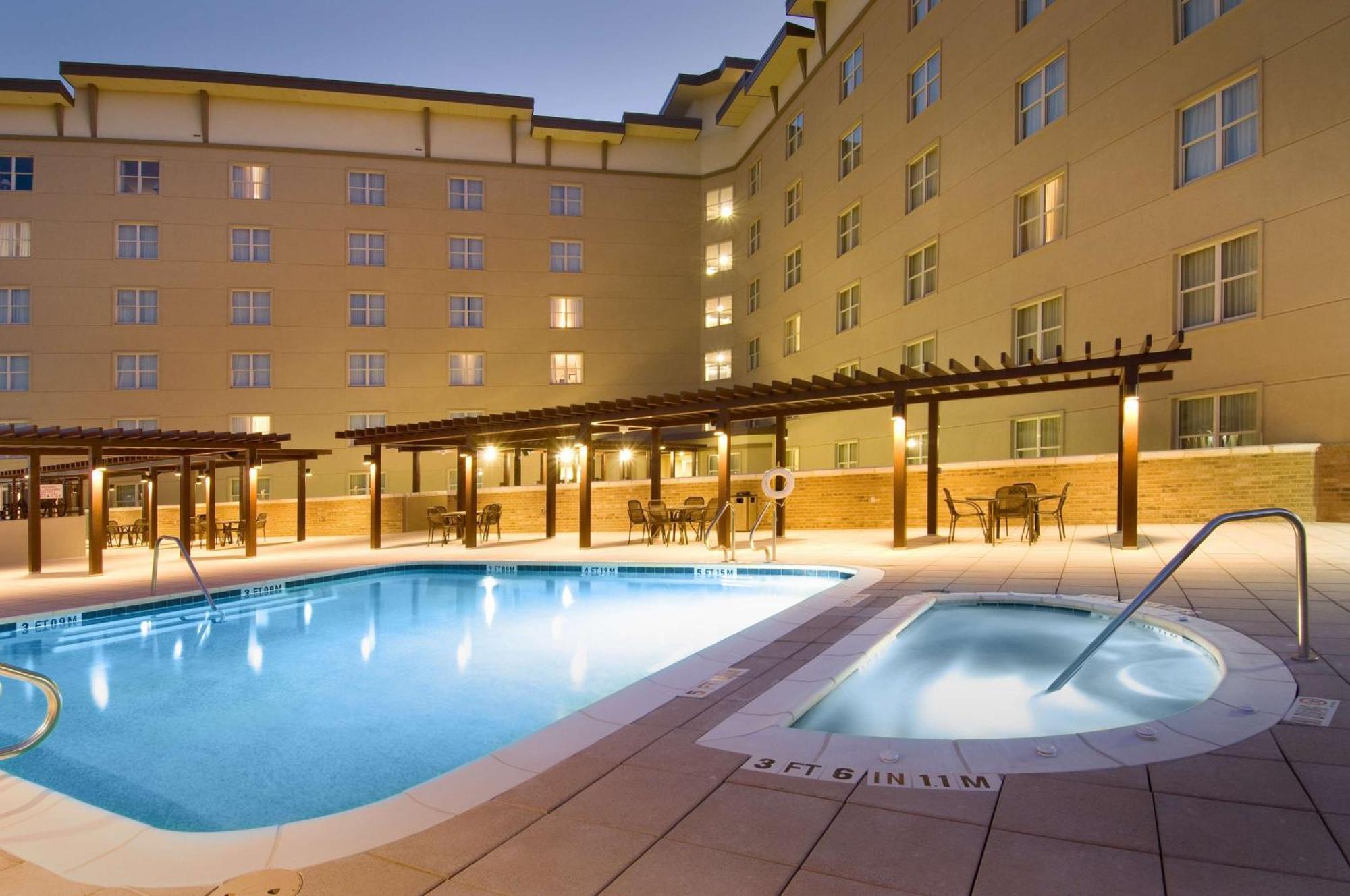 Drury Plaza Hotel San Antonio North Stone Oak Exterior photo